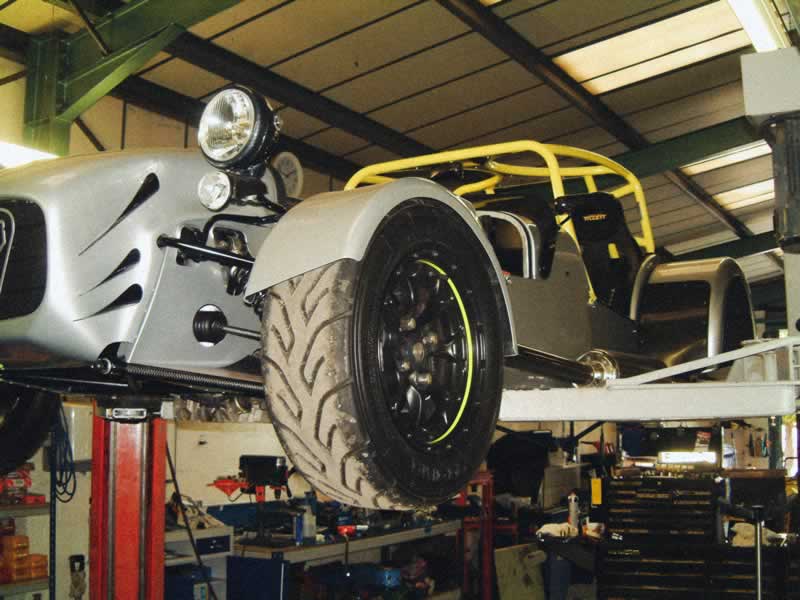 Specialist preparation service for cars and bikes